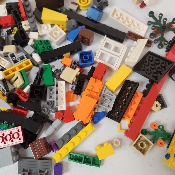 Lego Lot Of Loose Pieces Parts Blocks Minifig Minifigures Shark - Picture 6 of 10